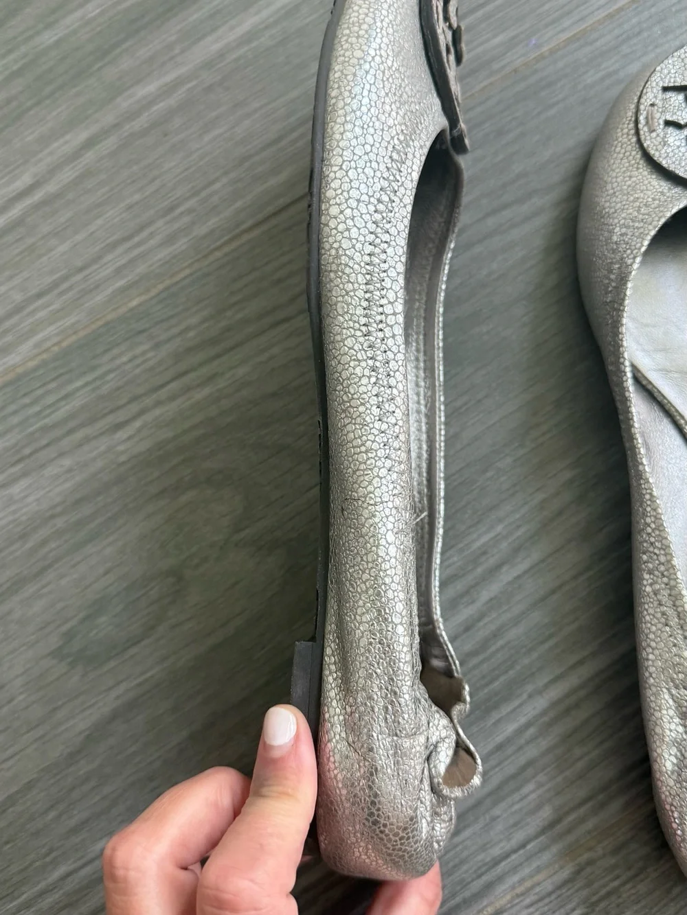 Tory Burch Metallic Silver Reva Logo Ballet Flats size 9